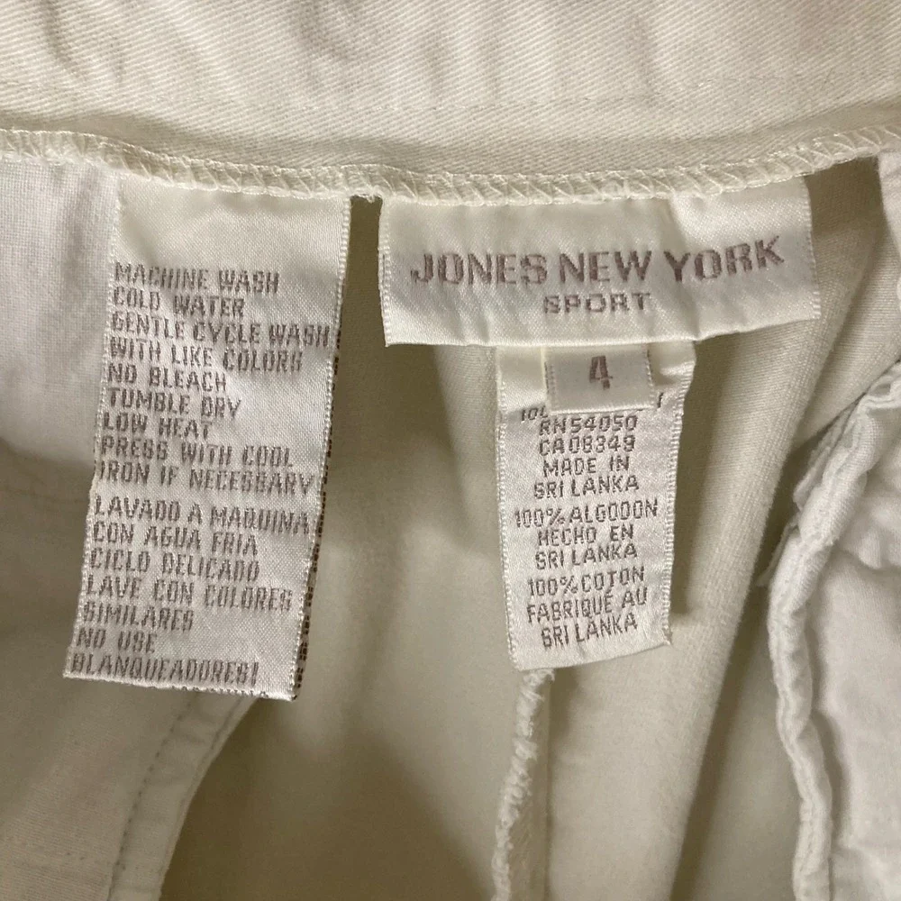 Vtg 90s Jones New York Sport Cream 100% Cotton Pleated Chino Shorts 4 High Rise